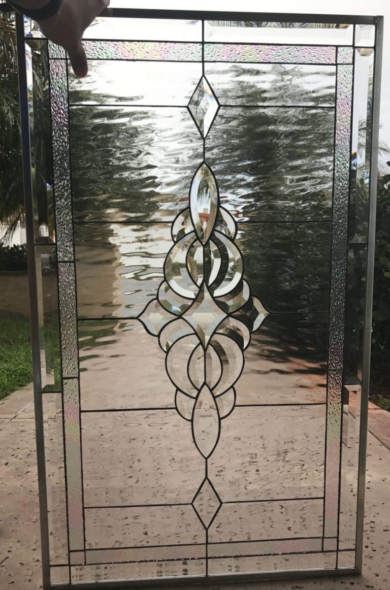 Classic Beveled Clear Glass Cluster With Leaded Waterglass